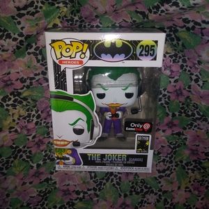 Funko Pop The Joker gamer 295 gamestop exclusive